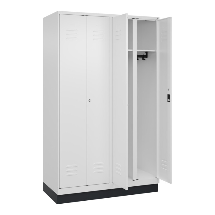 C+P Schwarz-Weiß-Spind Classic PLUS, Sockel, 4 Abteile, 1950x1200x500mm, 9016/90 Front RAL 9016 Verkehrsweiß Verschluss Zylinderschloss