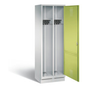 C+P Schwarz-Weiss-Spind Evolo, H1800xB610xT500mm, Front Viridingrün, Korpus Lichtgrau (48220-20)