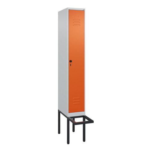 C+P Spind Classic PLUS, Bank, 1 Abteil, 2120x300x815mm, 7035/2004 Verschluss Sicherheits-Drehriegel 4 Garderobenhaken Trennwand mittig  Sitzbanktyp auskragend