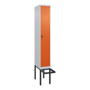 C+P Spind Classic PLUS, Bank, 1 Abteil, 2120x300x815mm, 7035/2004 Verschluss Sicherheits-Drehriegel 4 Garderobenhaken Trennwand mittig  Sitzbanktyp auskragend