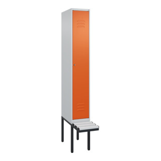 C+P Spind Classic PLUS, Bank, 1 Abteil, 2120x300x815mm, 7035/2004 Verschluss Zylinderschloss 3 Garderobenhaken  Dekor Banklatten RAL 7035 Lichtgrau Sitzbanktyp auskragend