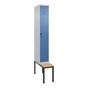 C+P Spind Classic PLUS, Bank, 1 Abteil, 2120x300x815mm, 7035/5023 Verschluss Sicherheits-Drehriegel 4 Garderobenhaken Trennwand mittig  Sitzbanktyp untergebaut