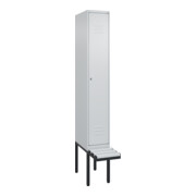 C+P Spind Classic PLUS, Bank, 1 Abteil, 2120x300x815mm, 7035/7035 Verschluss Zylinderschloss 3 Garderobenhaken  Dekor Banklatten RAL 7035 Lichtgrau Sitzbanktyp auskragend