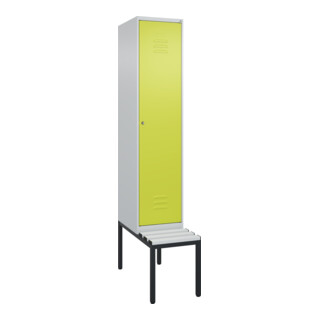 C+P Spind Classic PLUS, Bank, 1 Abteil, 2120x400x815mm, 7035/0024 Verschluss Zylinderschloss 4 Garderobenhaken Trennwand mittig Dekor Banklatten RAL 7035 Lichtgrau Sitzbanktyp untergebaut