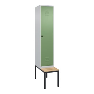 C+P Spind Classic PLUS, Bank, 1 Abteil, 2120x400x815mm, 7035/6011 Verschluss Sicherheits-Drehriegel 4 Garderobenhaken Trennwand mittig  Sitzbanktyp untergebaut