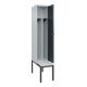 C+P Spind Classic PLUS, Bank, 1 Abteil, 2120x400x815mm, 7035/7016 Verschluss Sicherheits-Drehriegel 4 Garderobenhaken Trennwand mittig Dekor Banklatten RAL 7035 Lichtgrau Sitzbanktyp untergebaut-2