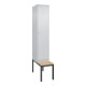 C+P Spind Classic PLUS, Bank, 1 Abteil, 2120x400x815mm, 7035/7035 Verschluss Zylinderschloss 4 Garderobenhaken   Sitzbanktyp untergebaut-1