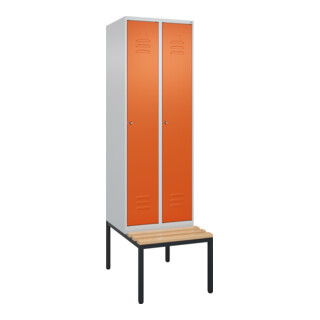C+P Spind Classic PLUS, Bank, 2 Abteile, 2120x600x815mm, 7035/2004 Verschluss Zylinderschloss 3 Garderobenhaken   Sitzbanktyp untergebaut