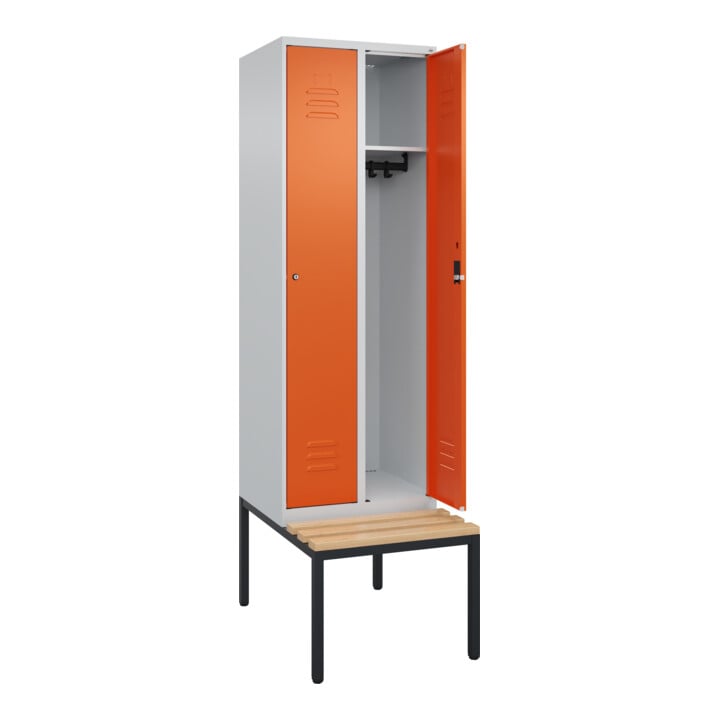 C+P Spind Classic PLUS, Bank, 2 Abteile, 2120x600x815mm, 7035/2004 Verschluss Zylinderschloss 3 Garderobenhaken   Sitzbanktyp untergebaut