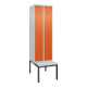 C+P Spind Classic PLUS, Bank, 2 Abteile, 2120x600x815mm, 7035/2004 Verschluss Zylinderschloss 4 Garderobenhaken Trennwand mittig Dekor Banklatten RAL 7035 Lichtgrau Sitzbanktyp untergebaut-1