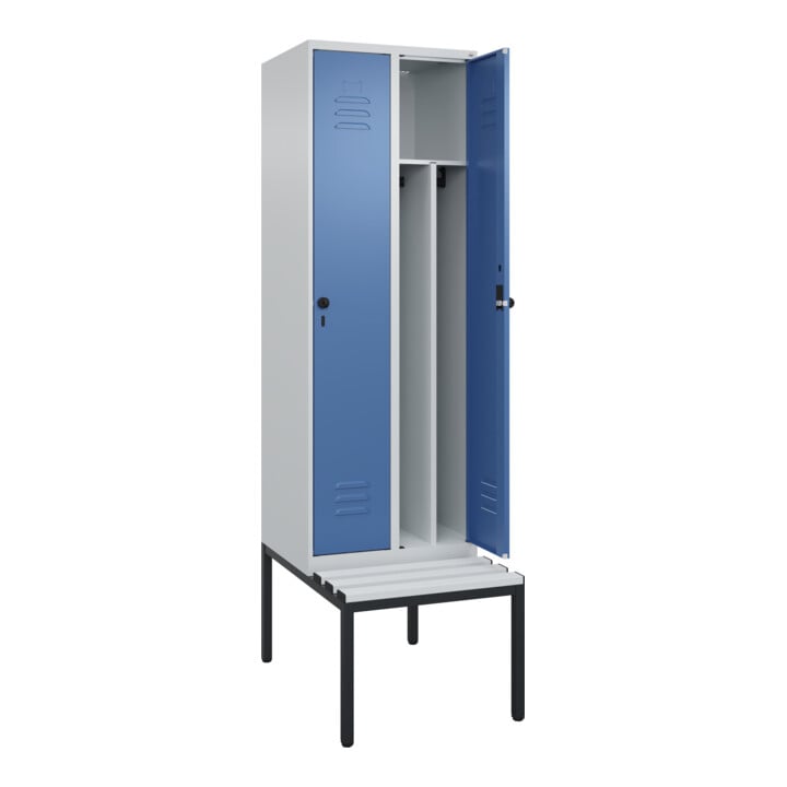 C+P Spind Classic PLUS, Bank, 2 Abteile, 2120x600x815mm, 7035/5023 Verschluss Sicherheits-Drehriegel 4 Garderobenhaken Trennwand mittig Dekor Banklatten RAL 7035 Lichtgrau Sitzbanktyp untergebaut