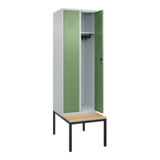 C+P Spind Classic PLUS, Bank, 2 Abteile, 2120x600x815mm, 7035/6011 Verschluss Zylinderschloss 3 Garderobenhaken   Sitzbanktyp untergebaut