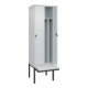 C+P Spind Classic PLUS, Bank, 2 Abteile, 2120x600x815mm, 7035/7035 Verschluss Sicherheits-Drehriegel 4 Garderobenhaken Trennwand mittig Dekor Banklatten RAL 7035 Lichtgrau Sitzbanktyp auskragend-2