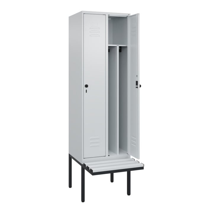 C+P Spind Classic PLUS, Bank, 2 Abteile, 2120x600x815mm, 7035/7035 Verschluss Sicherheits-Drehriegel 4 Garderobenhaken Trennwand mittig Dekor Banklatten RAL 7035 Lichtgrau Sitzbanktyp auskragend