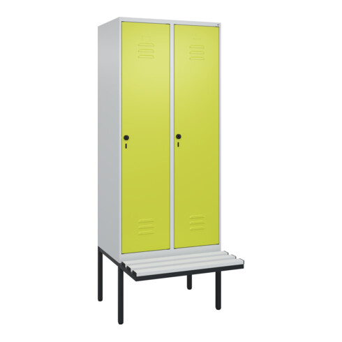 C+P Spind Classic PLUS, Bank, 2 Abteile, 2120x800x815mm, 7035/0024 Verschluss Sicherheits-Drehriegel 4 Garderobenhaken Trennwand mittig Dekor Banklatten RAL 7035 Lichtgrau Sitzbanktyp auskragend