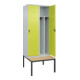 C+P Spind Classic PLUS, Bank, 2 Abteile, 2120x800x815mm, 7035/0024 Verschluss Sicherheits-Drehriegel 4 Garderobenhaken Trennwand mittig  Sitzbanktyp untergebaut-2