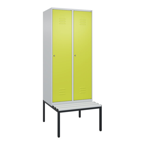 C+P Spind Classic PLUS, Bank, 2 Abteile, 2120x800x815mm, 7035/0024 Verschluss Zylinderschloss 4 Garderobenhaken Trennwand mittig Dekor Banklatten RAL 7035 Lichtgrau Sitzbanktyp untergebaut