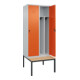 C+P Spind Classic PLUS, Bank, 2 Abteile, 2120x800x815mm, 7035/2004 Verschluss Sicherheits-Drehriegel 4 Garderobenhaken Trennwand mittig  Sitzbanktyp untergebaut-2