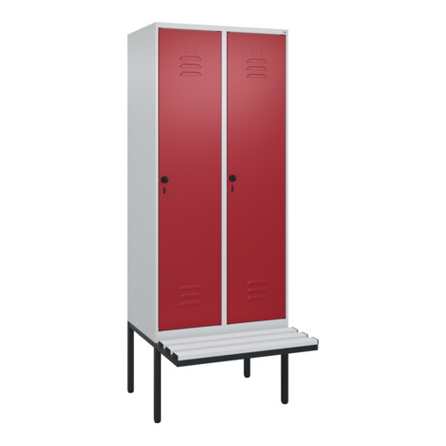 C+P Spind Classic PLUS, Bank, 2 Abteile, 2120x800x815mm, 7035/3003 Verschluss Sicherheits-Drehriegel 4 Garderobenhaken Trennwand mittig Dekor Banklatten RAL 7035 Lichtgrau Sitzbanktyp auskragend