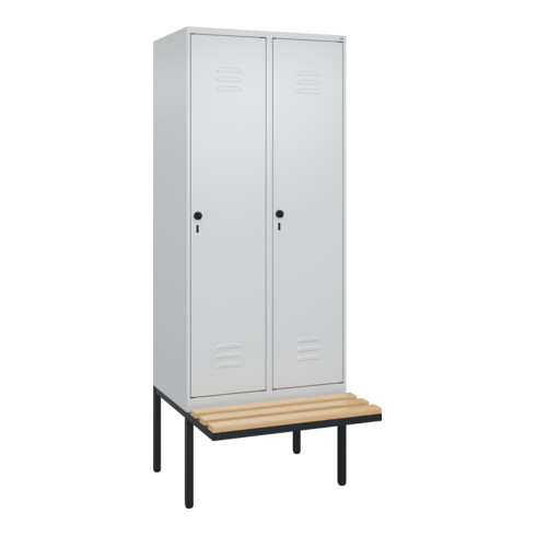 C+P Spind Classic PLUS, Bank, 2 Abteile, 2120x800x815mm, 7035/7035 Verschluss Sicherheits-Drehriegel 4 Garderobenhaken Trennwand mittig  Sitzbanktyp auskragend