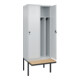 C+P Spind Classic PLUS, Bank, 2 Abteile, 2120x800x815mm, 7035/7035 Verschluss Sicherheits-Drehriegel 4 Garderobenhaken Trennwand mittig  Sitzbanktyp auskragend-2