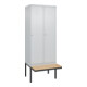 C+P Spind Classic PLUS, Bank, 2 Abteile, 2120x800x815mm, 7035/7035 Verschluss Zylinderschloss 4 Garderobenhaken   Sitzbanktyp auskragend-1