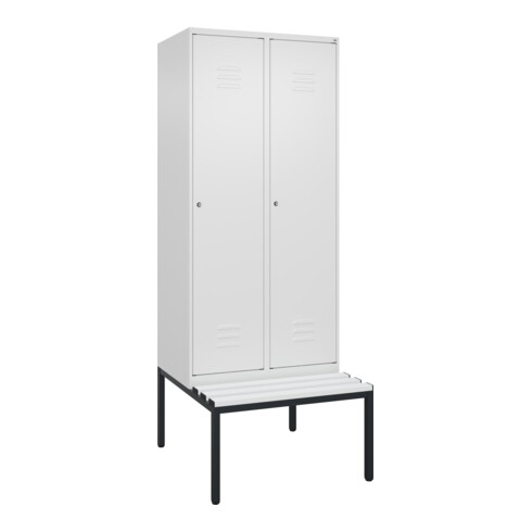 C+P Spind Classic PLUS, Bank, 2 Abteile, 2120x800x815mm, 9016/9016 Verschluss Zylinderschloss 4 Garderobenhaken Trennwand mittig Dekor Banklatten RAL 9010 Reinweiß Sitzbanktyp untergebaut