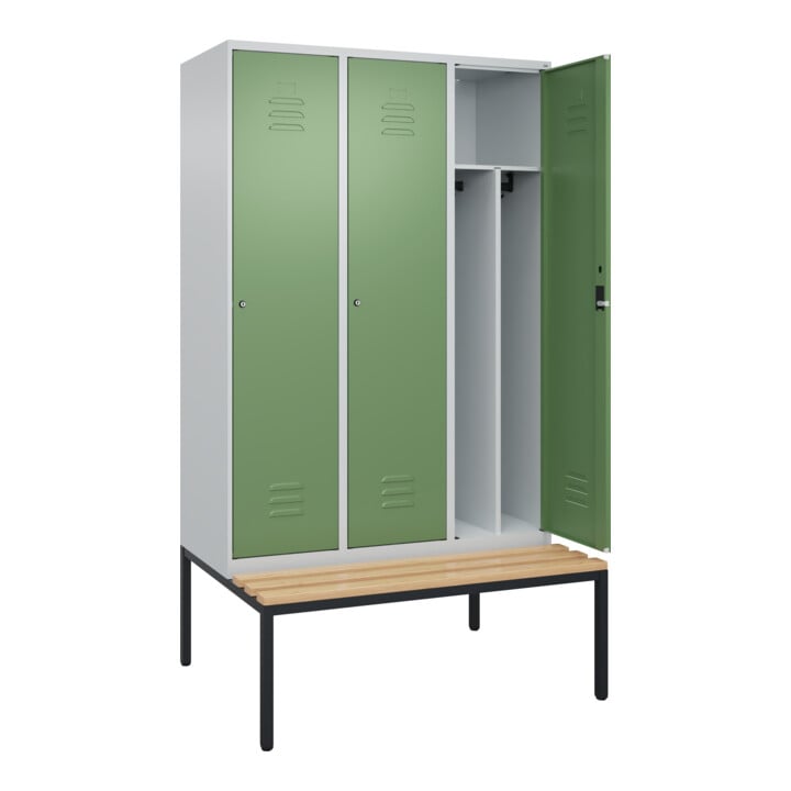 C+P Spind Classic PLUS, Bank, 3 Abteile, 2120x1200x815mm, 7035/6011 Verschluss Zylinderschloss 4 Garderobenhaken Trennwand mittig  Sitzbanktyp untergebaut