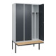 C+P Spind Classic PLUS, Bank, 3 Abteile, 2120x1200x815mm, 7035/7016 Verschluss Zylinderschloss 4 Garderobenhaken Trennwand mittig  Sitzbanktyp auskragend-2