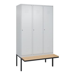 C+P Spind Classic PLUS, Bank, 3 Abteile, 2120x1200x815mm, 7035/7035 Verschluss Zylinderschloss 4 Garderobenhaken   Sitzbanktyp auskragend