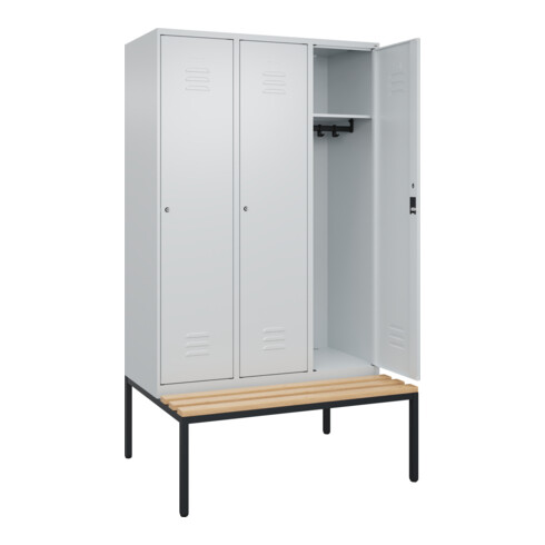 C+P Spind Classic PLUS, Bank, 3 Abteile, 2120x1200x815mm, 7035/7035 Verschluss Zylinderschloss 4 Garderobenhaken   Sitzbanktyp untergebaut