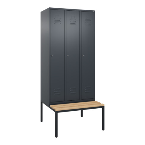 C+P Spind Classic PLUS, Bank, 3 Abteile, 2120x900x815mm, 7016/7016 Verschluss Zylinderschloss 4 Garderobenhaken Trennwand mittig  Sitzbanktyp untergebaut