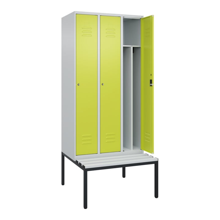 C+P Spind Classic PLUS, Bank, 3 Abteile, 2120x900x815mm, 7035/0024 Verschluss Zylinderschloss 4 Garderobenhaken Trennwand mittig Dekor Banklatten RAL 7035 Lichtgrau Sitzbanktyp untergebaut