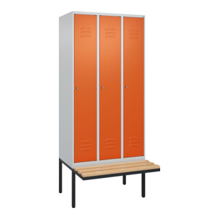 C+P Spind Classic PLUS, Bank, 3 Abteile, 2120x900x815mm, 7035/2004 Verschluss Zylinderschloss 4 Garderobenhaken Trennwand mittig  Sitzbanktyp auskragend