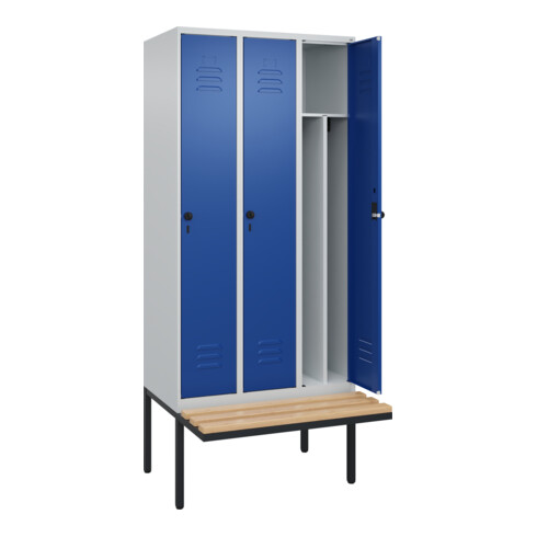 C+P Spind Classic PLUS, Bank, 3 Abteile, 2120x900x815mm, 7035/5010 Verschluss Sicherheits-Drehriegel 4 Garderobenhaken Trennwand mittig  Sitzbanktyp auskragend
