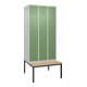 C+P Spind Classic PLUS, Bank, 3 Abteile, 2120x900x815mm, 7035/6011 Verschluss Zylinderschloss 3 Garderobenhaken   Sitzbanktyp untergebaut-1