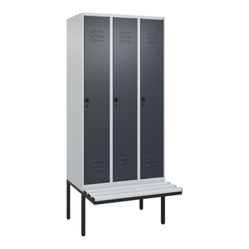 C+P Spind Classic PLUS, Bank, 3 Abteile, 2120x900x815mm, 7035/7016 Verschluss Sicherheits-Drehriegel 4 Garderobenhaken Trennwand mittig Dekor Banklatten RAL 7035 Lichtgrau Sitzbanktyp auskragend