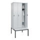C+P Spind Classic PLUS, Bank, 3 Abteile, 2120x900x815mm, 7035/7035 Verschluss Sicherheits-Drehriegel 3 Garderobenhaken  Dekor Banklatten RAL 7035 Lichtgrau Sitzbanktyp untergebaut-5