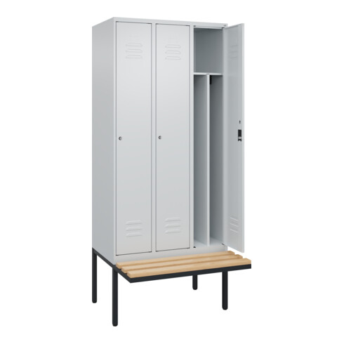 C+P Spind Classic PLUS, Bank, 3 Abteile, 2120x900x815mm, 7035/7035 Verschluss Zylinderschloss 4 Garderobenhaken Trennwand mittig  Sitzbanktyp auskragend