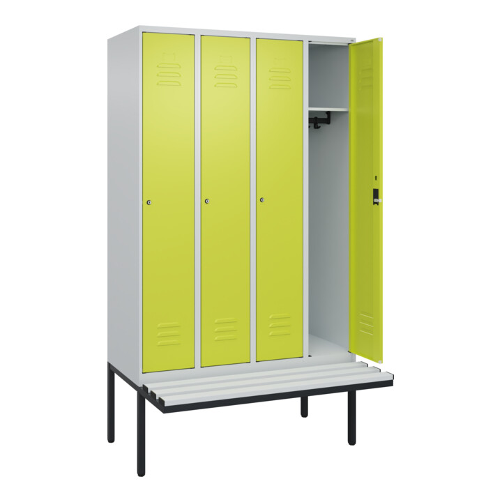 C+P Spind Classic PLUS, Bank, 4 Abteile, 2120x1200x815mm, 7035/0024 Verschluss Zylinderschloss 3 Garderobenhaken  Dekor Banklatten RAL 7035 Lichtgrau Sitzbanktyp auskragend