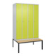 C+P Spind Classic PLUS, Bank, 4 Abteile, 2120x1200x815mm, 7035/0024 Verschluss Zylinderschloss 3 Garderobenhaken   Sitzbanktyp untergebaut-1