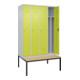 C+P Spind Classic PLUS, Bank, 4 Abteile, 2120x1200x815mm, 7035/0024 Verschluss Zylinderschloss 4 Garderobenhaken Trennwand mittig  Sitzbanktyp untergebaut-2