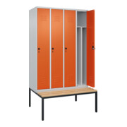 C+P Spind Classic PLUS, Bank, 4 Abteile, 2120x1200x815mm, 7035/2004 Verschluss Sicherheits-Drehriegel 4 Garderobenhaken Trennwand mittig  Sitzbanktyp untergebaut