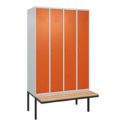 C+P Spind Classic PLUS, Bank, 4 Abteile, 2120x1200x815mm, 7035/2004 Verschluss Zylinderschloss 4 Garderobenhaken Trennwand mittig  Sitzbanktyp auskragend
