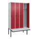 C+P Spind Classic PLUS, Bank, 4 Abteile, 2120x1200x815mm, 7035/3003 Verschluss Sicherheits-Drehriegel 4 Garderobenhaken Trennwand mittig Dekor Banklatten RAL 7035 Lichtgrau Sitzbanktyp auskragend-2