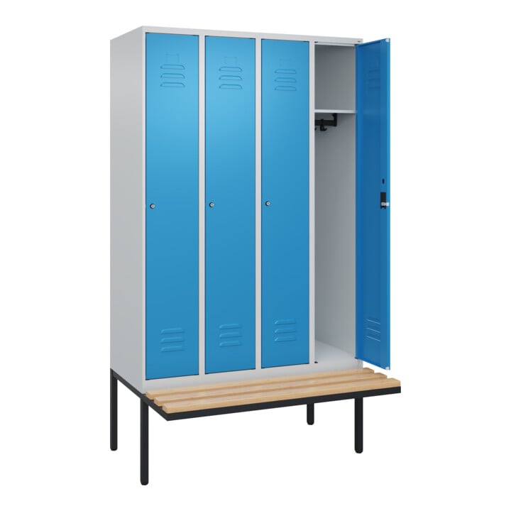 C+P Spind Classic PLUS, Bank, 4 Abteile, 2120x1200x815mm, 7035/5012 Verschluss Zylinderschloss 3 Garderobenhaken   Sitzbanktyp auskragend