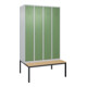 C+P Spind Classic PLUS, Bank, 4 Abteile, 2120x1200x815mm, 7035/6011 Verschluss Zylinderschloss 3 Garderobenhaken   Sitzbanktyp untergebaut-1