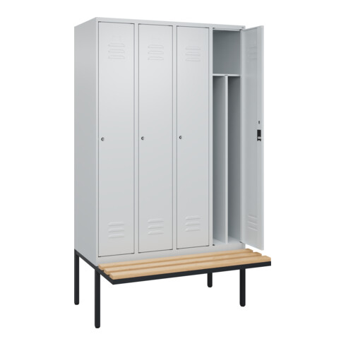 C+P Spind Classic PLUS, Bank, 4 Abteile, 2120x1200x815mm, 7035/7035 Verschluss Zylinderschloss 4 Garderobenhaken Trennwand mittig  Sitzbanktyp auskragend