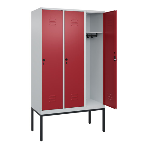 C+P Spind Classic PLUS, Gestell, 3 Abteile, 2120x1200x500mm, 7035/3003 Verschluss Sicherheits-Drehriegel 4 Garderobenhaken