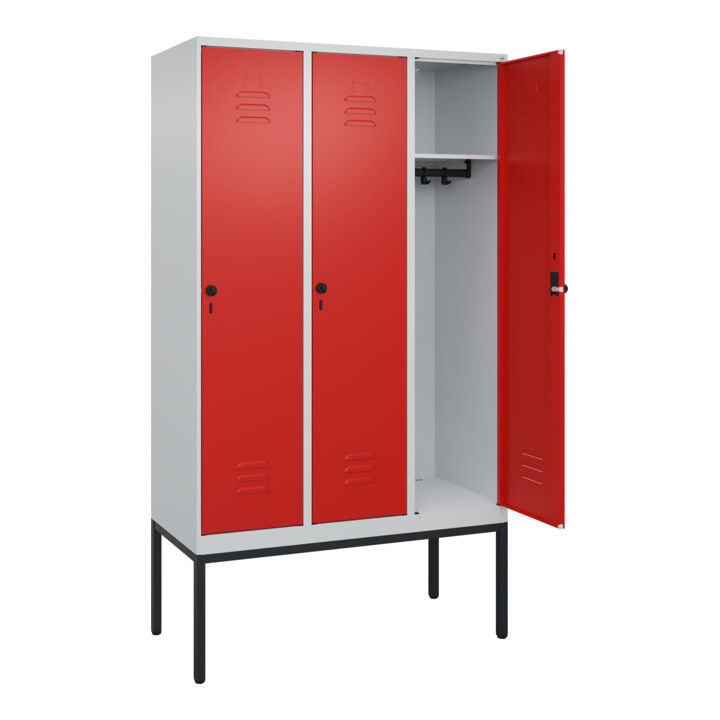 C+P Spind Classic PLUS, Gestell, 3 Abteile, 2120x1200x500mm, 7035/3020 Verschluss Sicherheits-Drehriegel 4 Garderobenhaken
